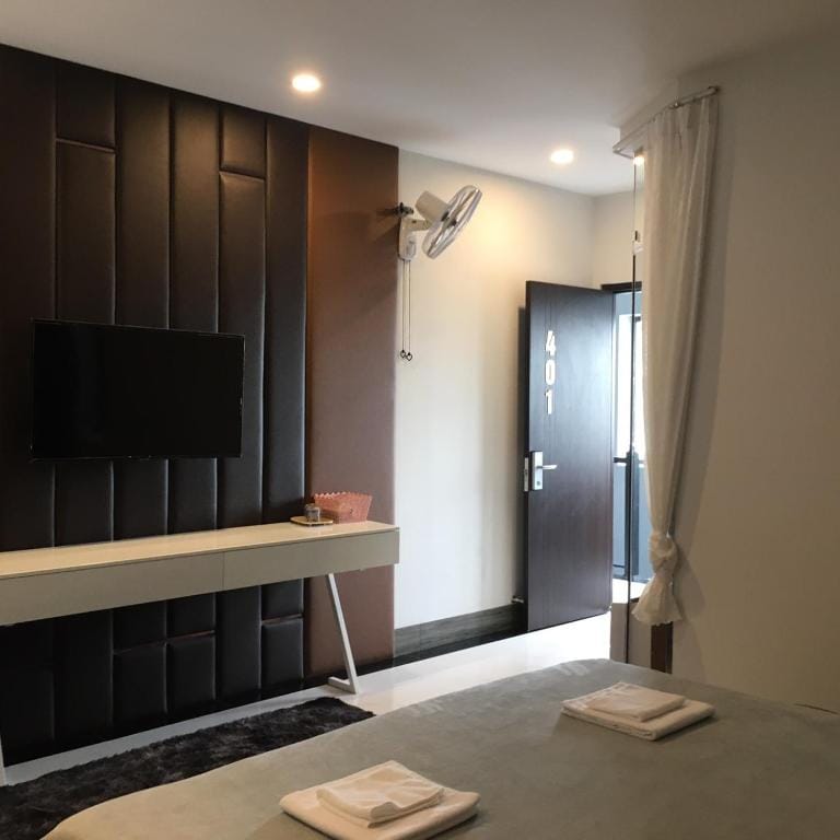 Biên Hòa Hotel — 3