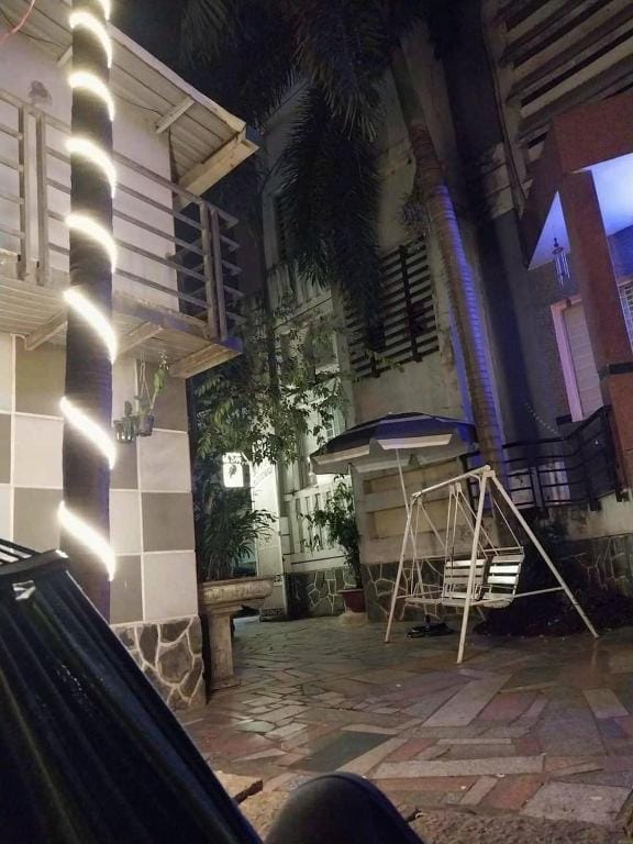 Khách Sạn Khánh Du - Khanh Du Hotel — 1