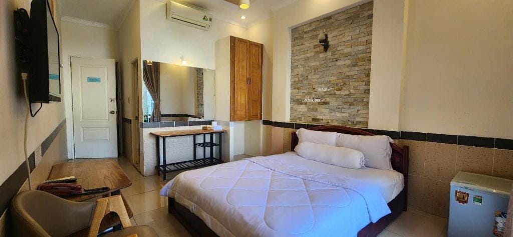 Ngoc Son Hotel — 5