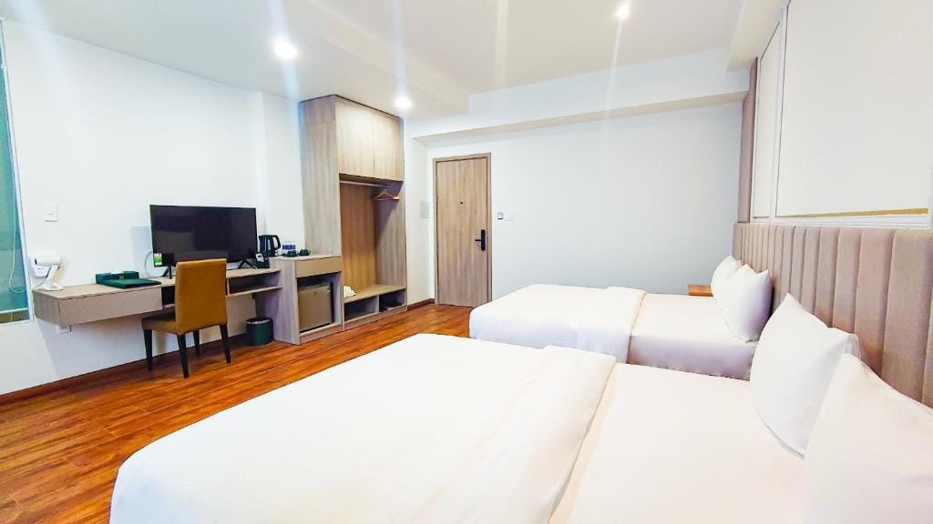 The Mansion Hotel Bien Hoa — 4
