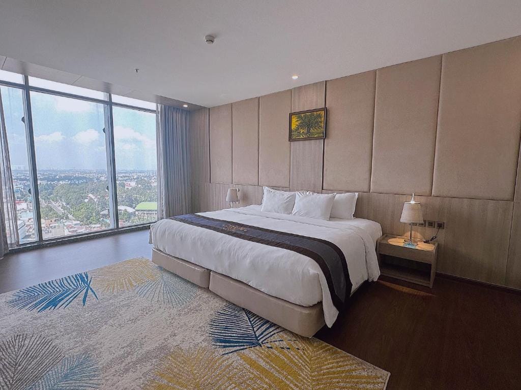 The Mira Central Park Hotel — 2