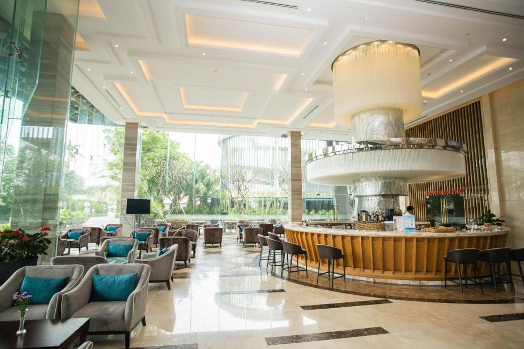 The Mira Central Park Hotel — 5