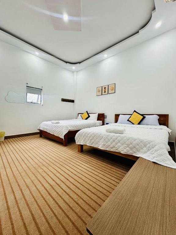 Golden Hotel — 2