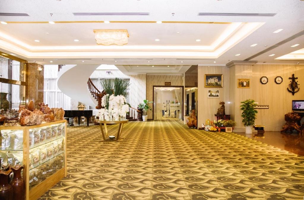 Hai Ba Trung Hotel & Spa — 5