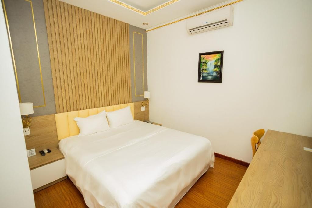 Hoang Loc Hotel — 5