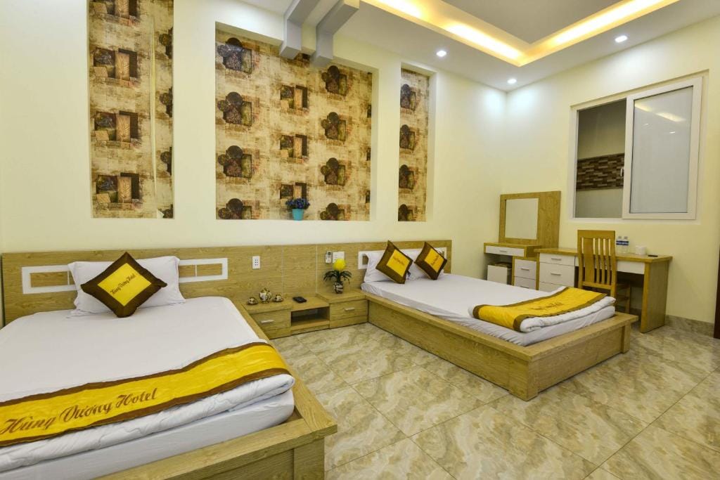 Hung Vuong Hotel — 2
