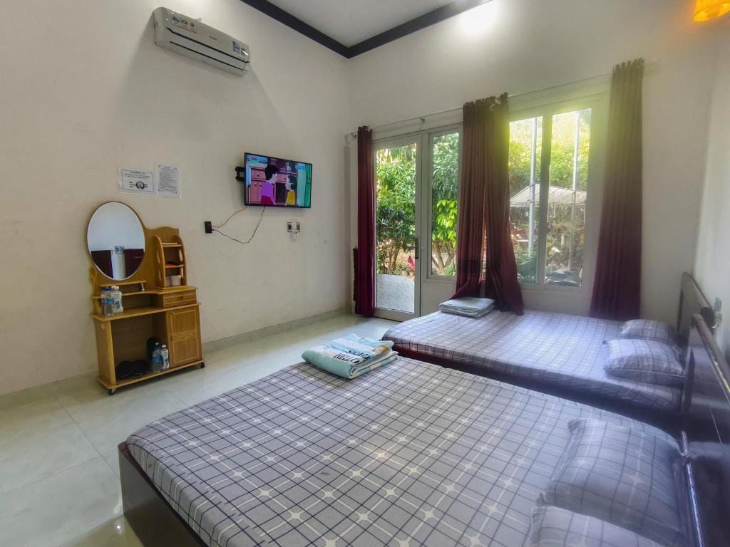Nhà Nghỉ THẢO NGUYÊN XANH — 2