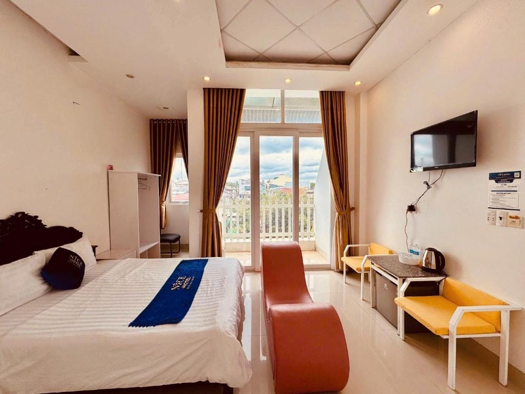Nice Hotel Buôn Ma Thuột — 4