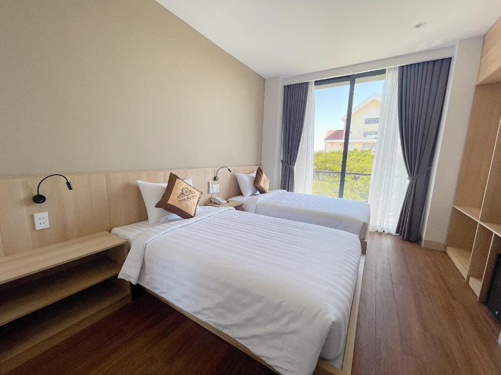 Thanh Bình Hotel - 47 Y Bih - BMT — 2