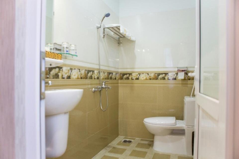 Thien Nga Hotel — 3