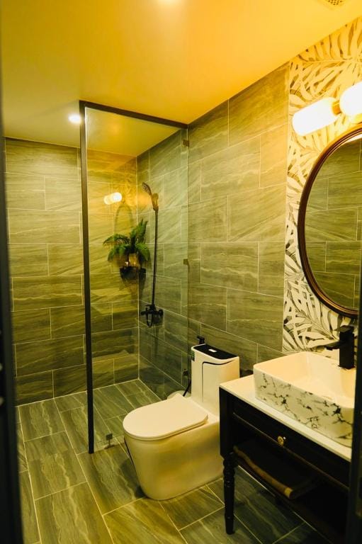 Khách Sạn The One Hotel 2 — 3
