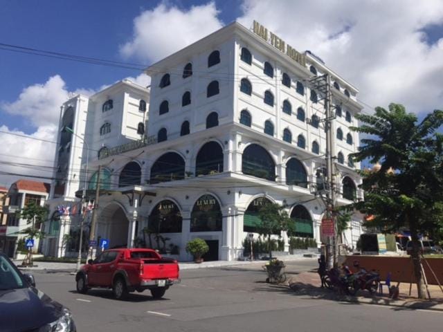 Hai Yen Luxury Hotel — 5