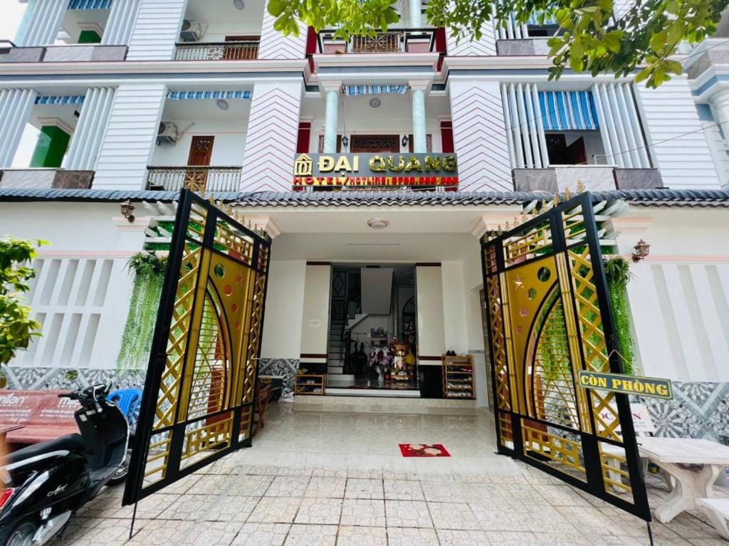 Đại Quang Hotel — 1