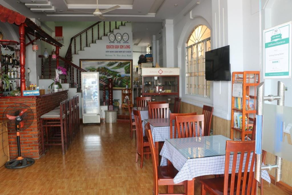 Kim Long Hotel — 1