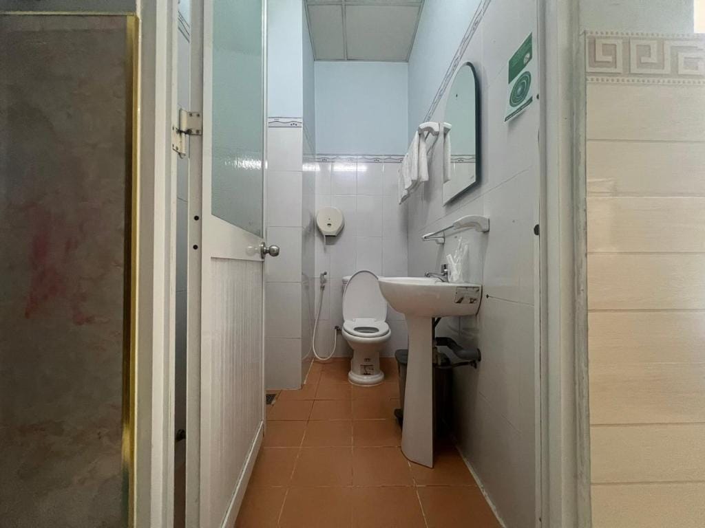 Kim Long Hotel — 3