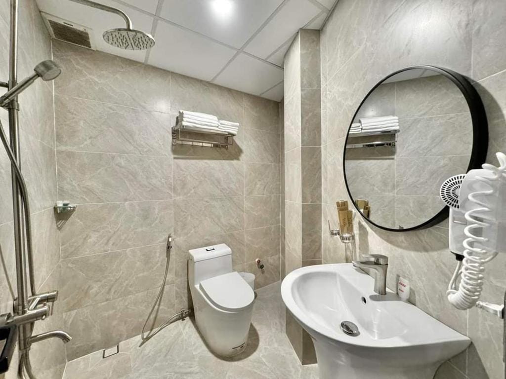 LION 6 HOTEL — 3