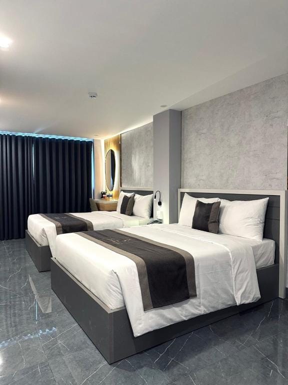LION 9 HOTEL — 5
