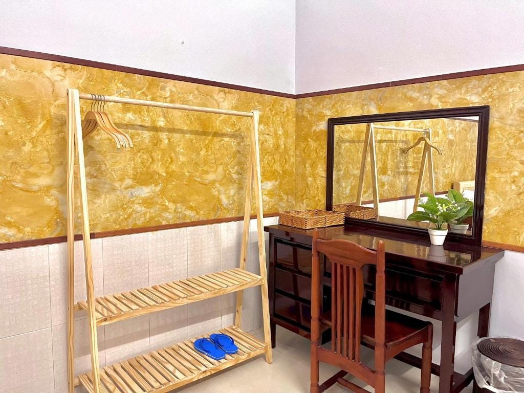 Mekong INN — 3