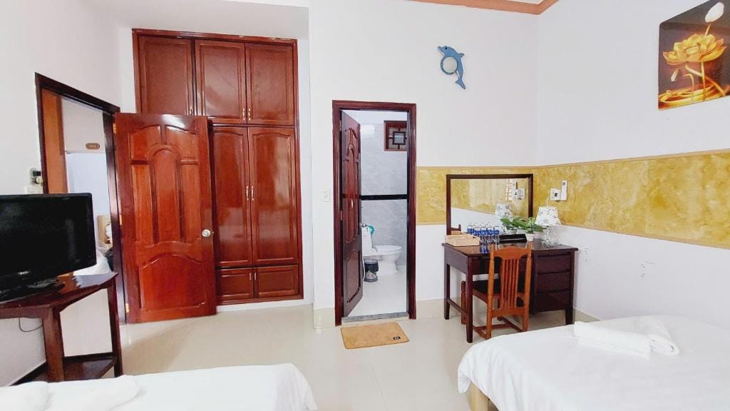 Mekong INN — 4