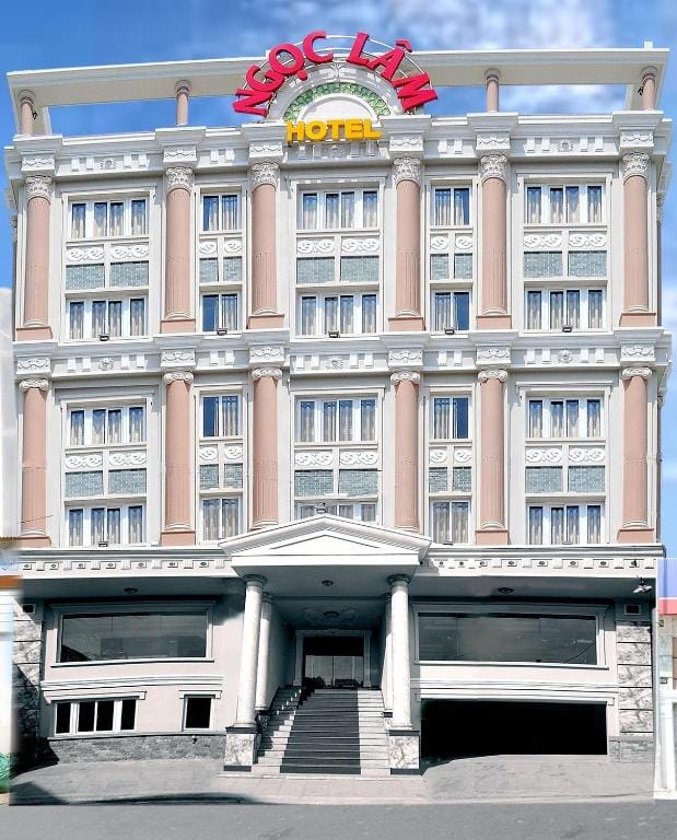 Ngoc Lam Can Tho Hotel — 1