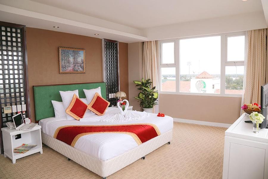 NINH KIỀU FORTUNELAND HoTel — 1