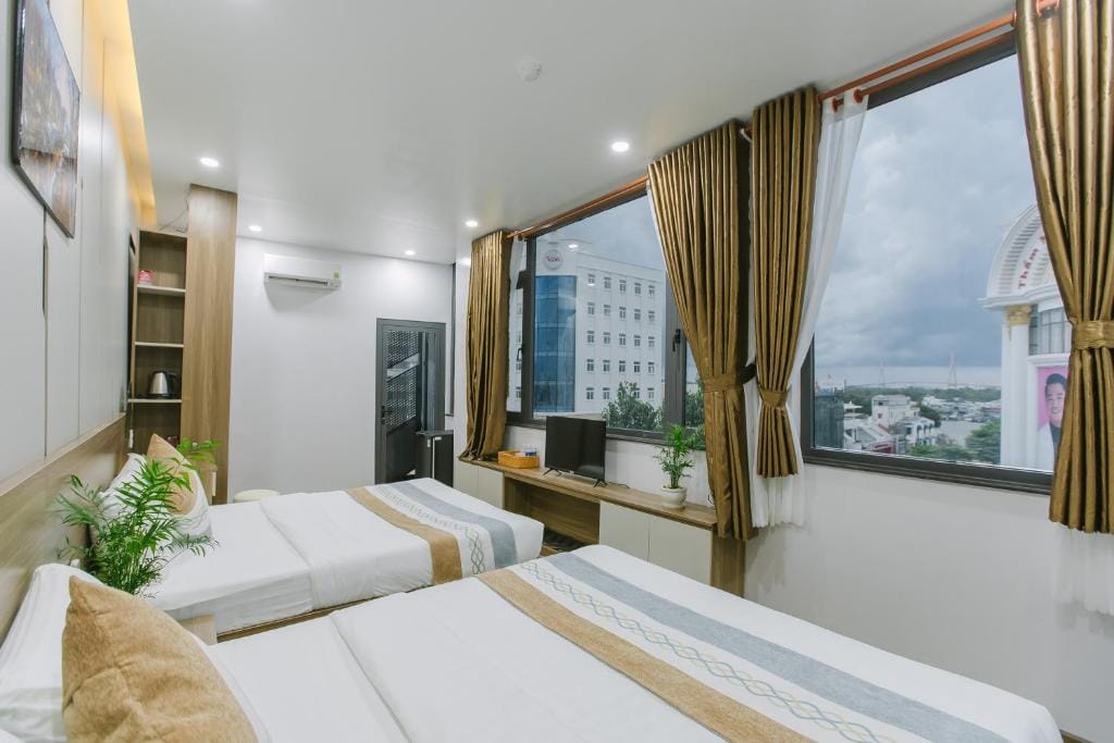 Peony Hotel — 1