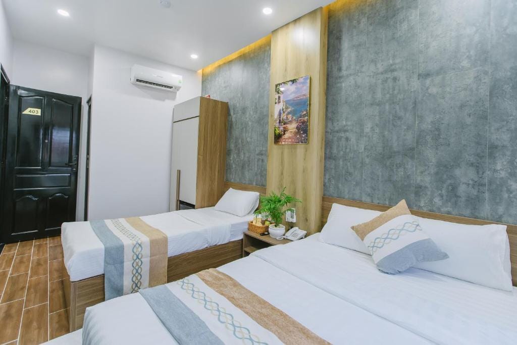 Peony Hotel — 5