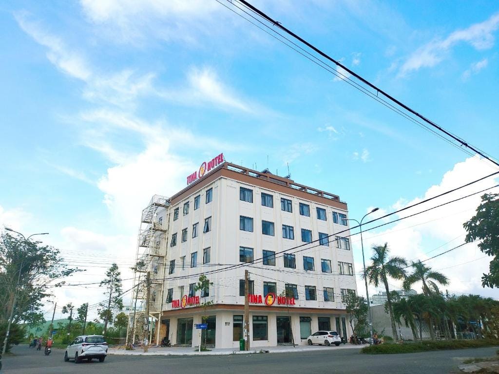 Tina 5 hotel — 1