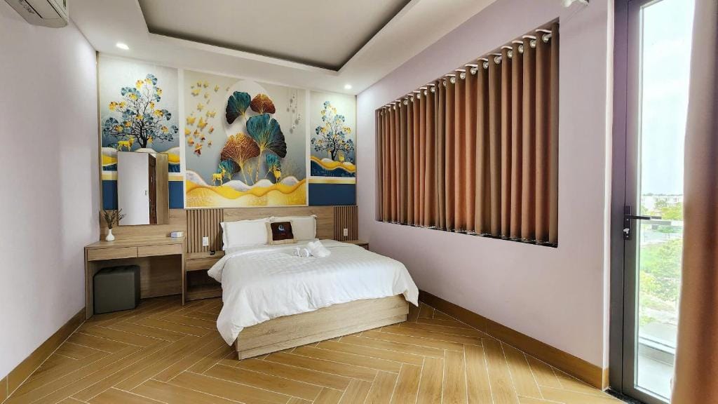 Trung Đông Hotel — 3