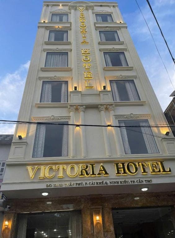 VICTORIA hotel — 1