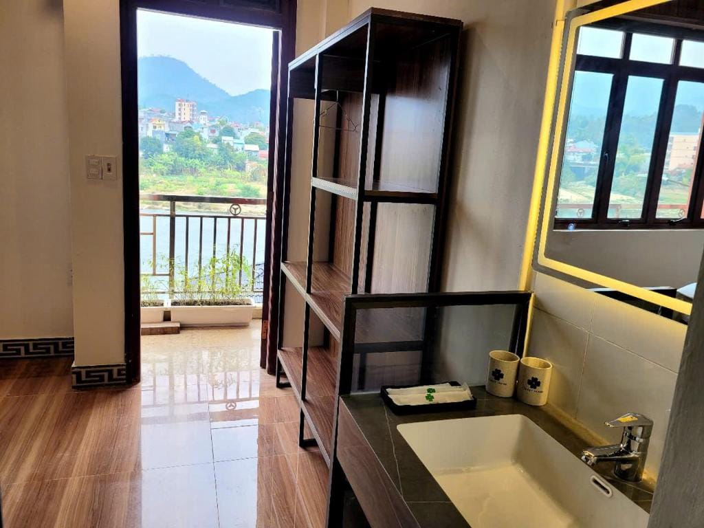 Cao Bang Clover House - Hotel & Motorbike Rentals — 3