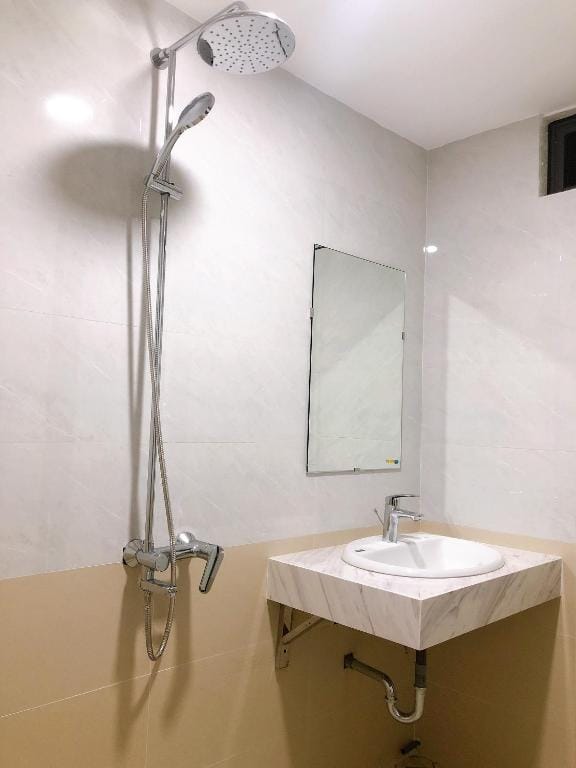 Gia Quý Hotel — 3