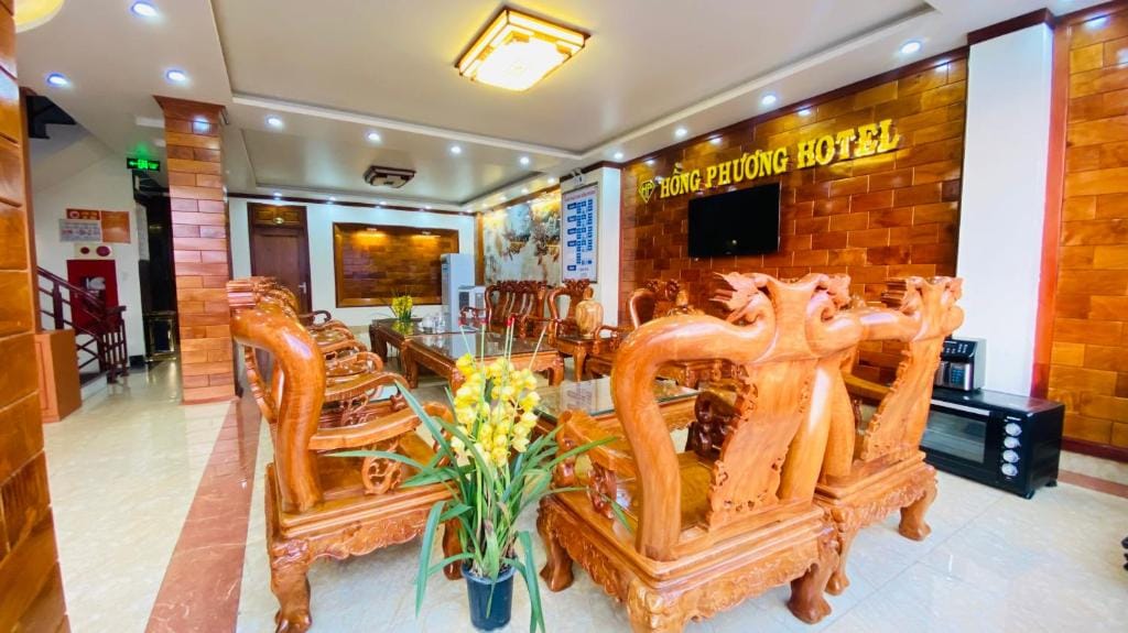 HỒNG PHƯƠNG HOTEL — 4