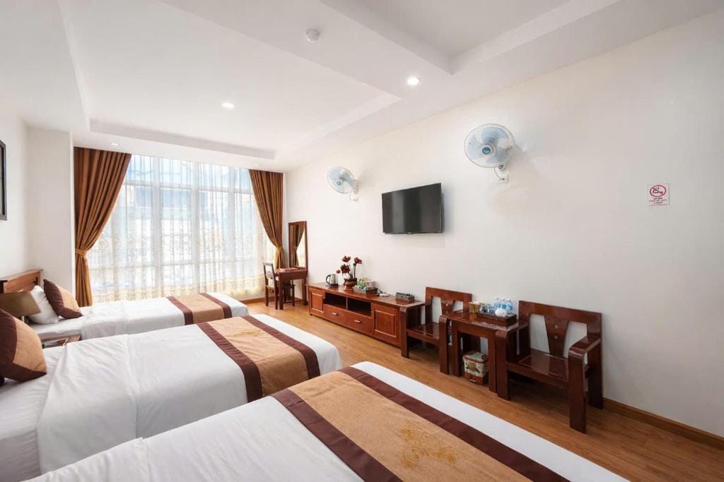 Sông Hiến Hotel Cao Bằng - Motorbike Rental — 2