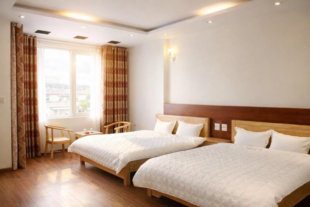 Vân Nam Hotel — 3