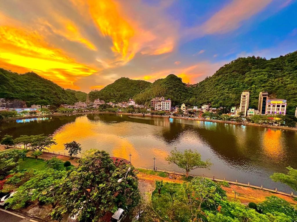 Bao Phuc Hotel — 2