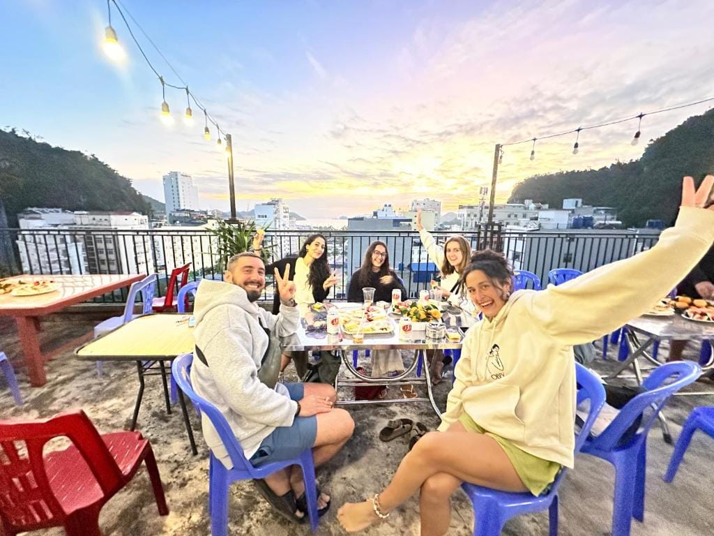 CatBa Sky View Hotel — 1
