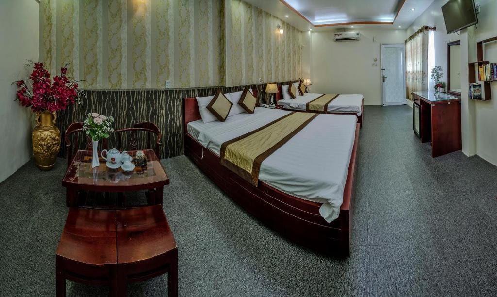 Dong Bao Hotel — 2
