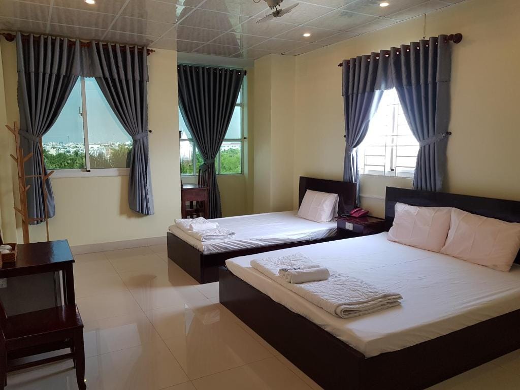Hostel Đặng Lợi ホステルダンロイ — 2
