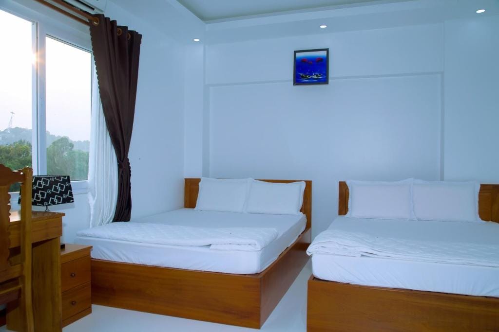 Hotel Đăng Khôi Núi Sam — 2