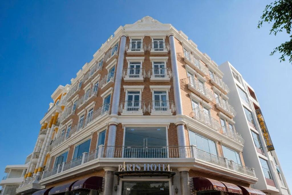Paris Hotel Châu Đốc — 1