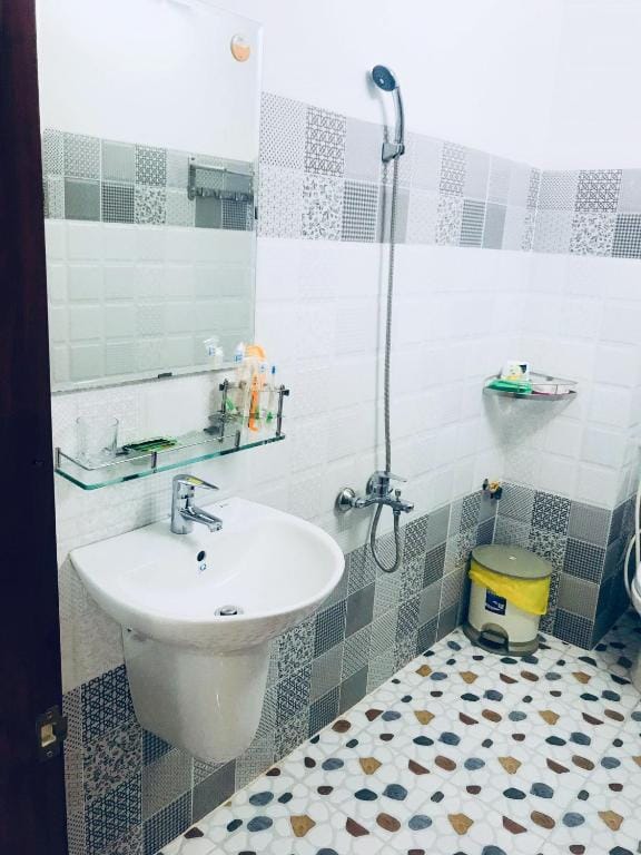 Hotel Đức Thành — 3