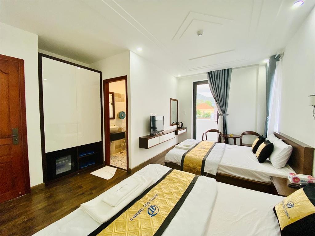 HOTEL ĐỨC THÀNH 2 — 2