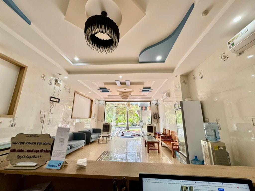 Khách Sạn Ba Đoàn 1 — 4