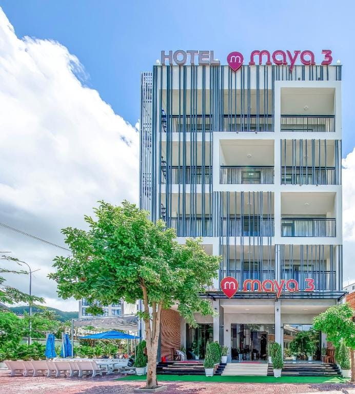 Maya Hotel 3 — 1