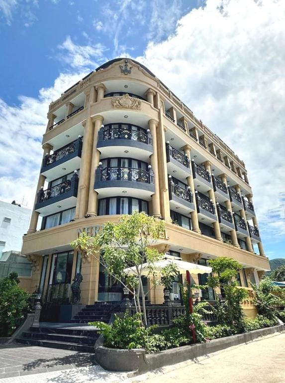 Nereus Hotel — 1