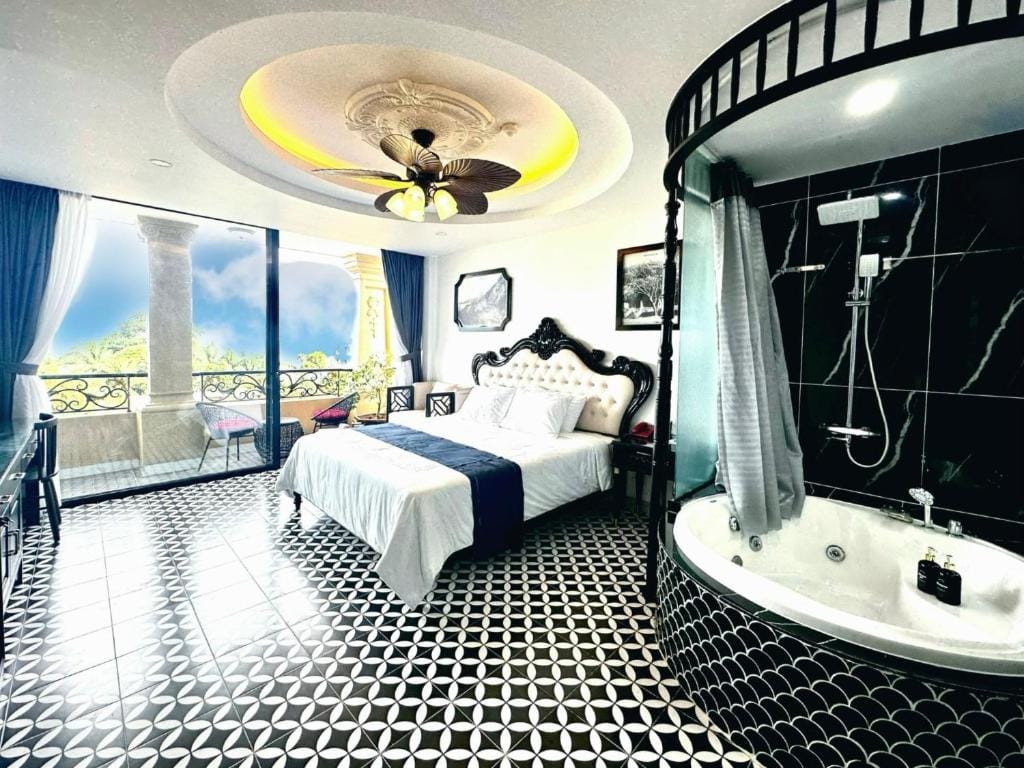 Nereus Hotel — 2