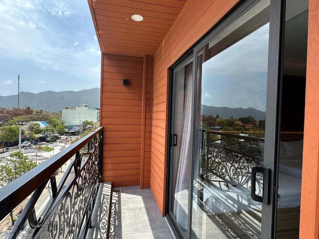 Ngọc Anh Hotel — 5