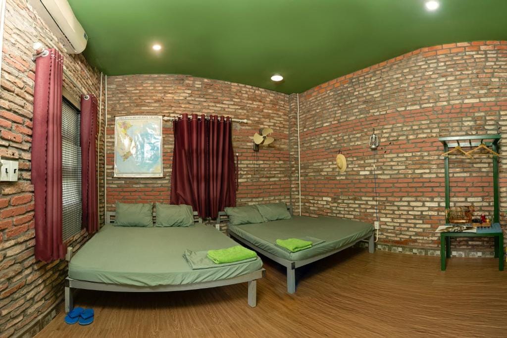 The Snail Haven Pub And Stay - Con Dao — 2
