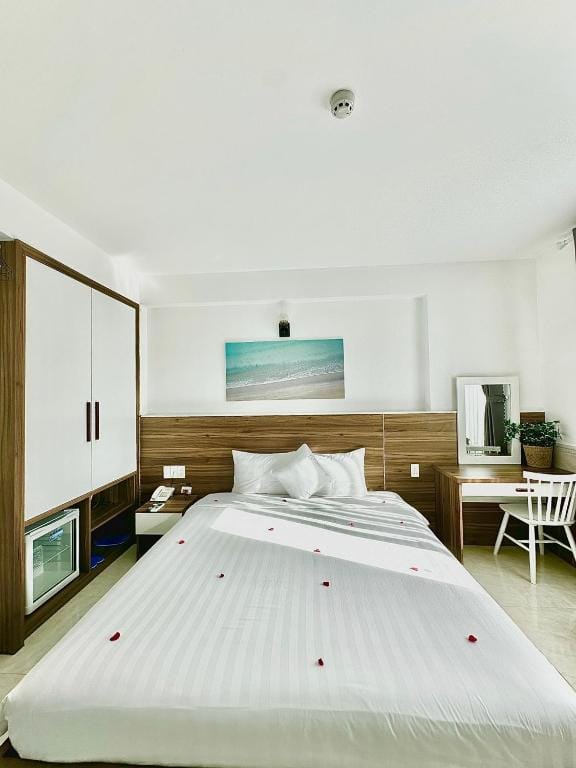 Tuấn Ninh Hotel I — 5